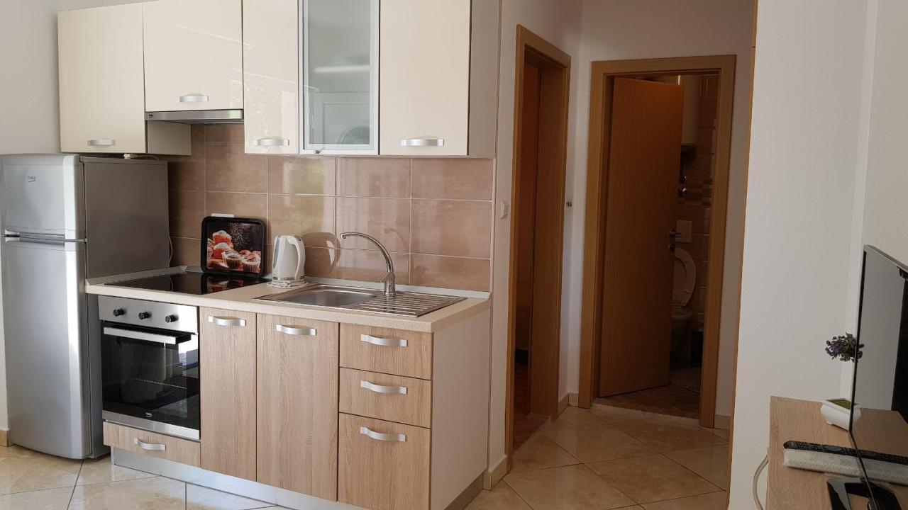 Ruzica Apartments Mirca  Экстерьер фото