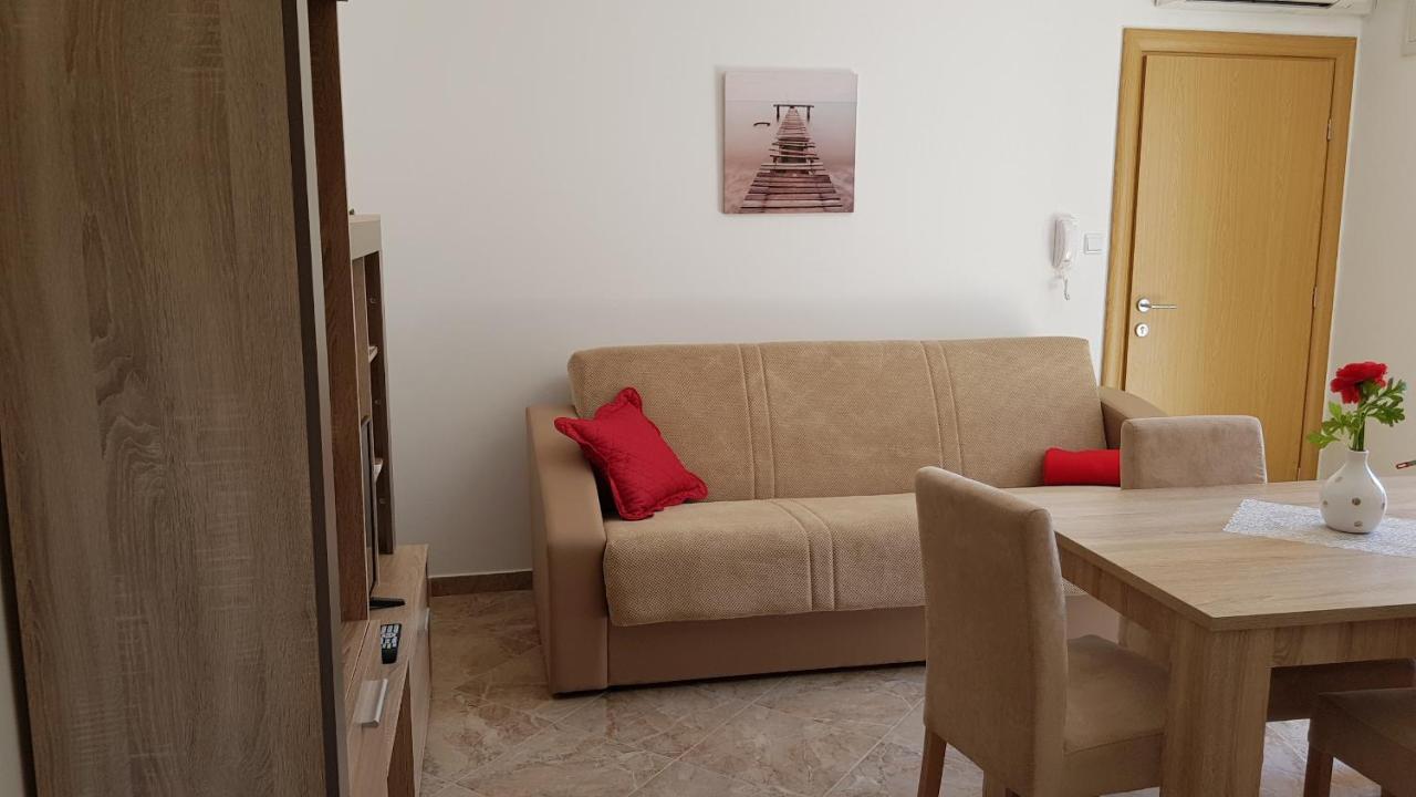 Ruzica Apartments Mirca  Экстерьер фото