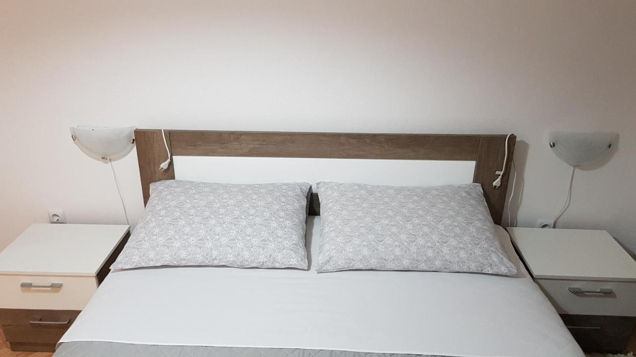 Ruzica Apartments Mirca  Экстерьер фото