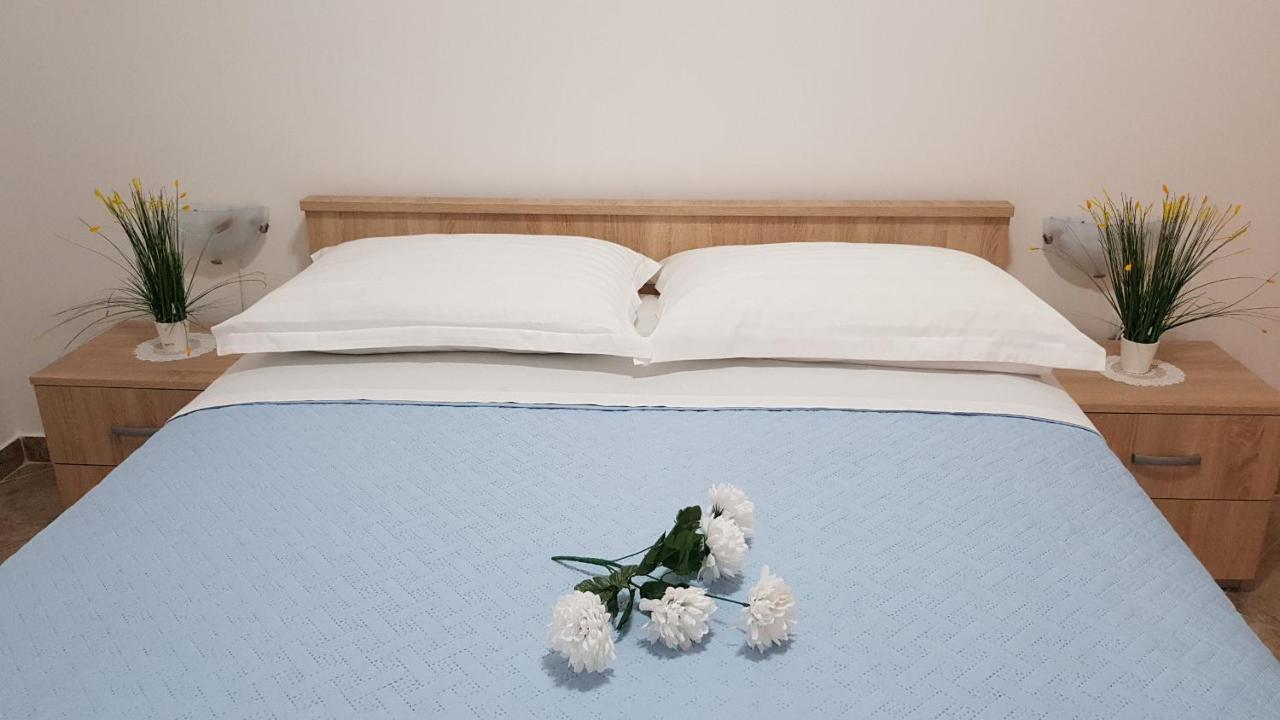 Ruzica Apartments Mirca  Экстерьер фото